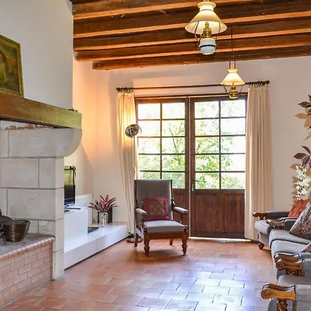 Beautiful In Lacapelette Feriehus *