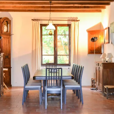 3 Bedroom Cozy In Lacapelette Durfort-Lacapelette