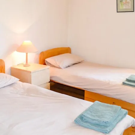 Casa vacanze Beautiful In Lacapelette Durfort-Lacapelette