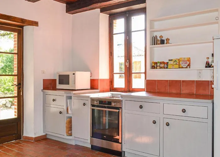 Beautiful In Lacapelette Durfort-Lacapelette